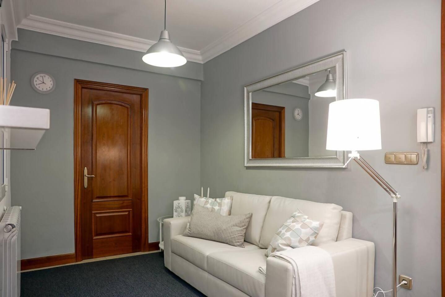 Amplio Apartamento En Gros Con Parking Privado ซานเซบาสเตียน ภายนอก รูปภาพ