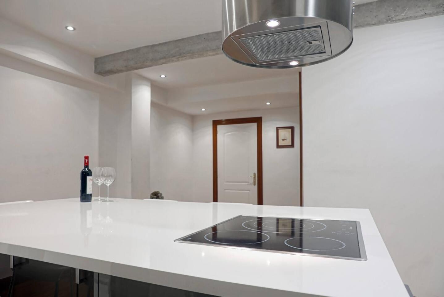 Amplio Apartamento En Gros Con Parking Privado ซานเซบาสเตียน ภายนอก รูปภาพ